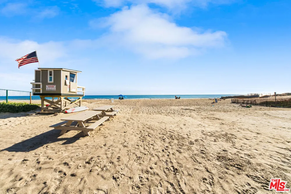 6328 Frondosa Drive Malibu, CA 90265