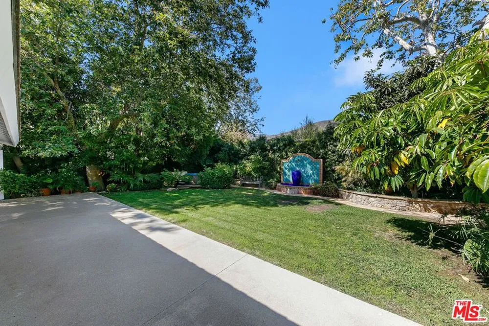 6328 Frondosa Drive Malibu, CA 90265