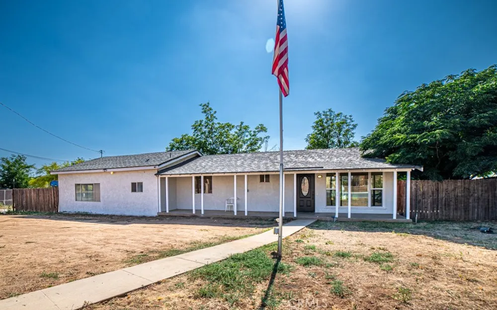 13426 4th Yucaipa, CA 92399