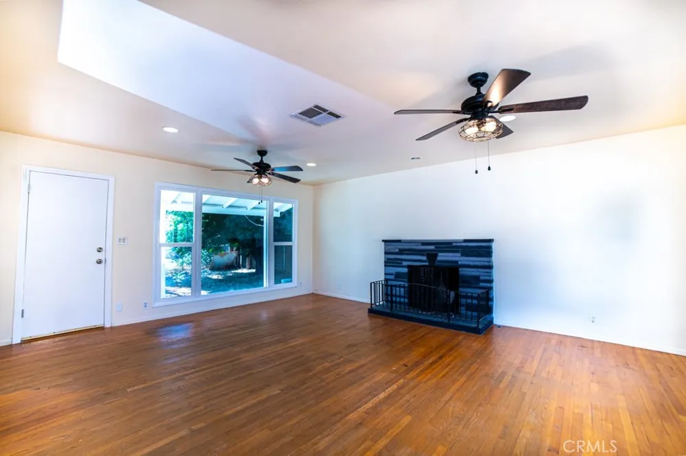 13426 4th Yucaipa, CA 92399