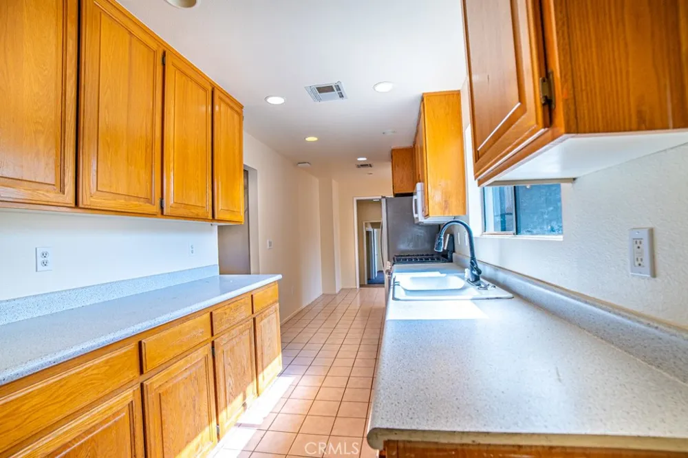 13426 4th Yucaipa, CA 92399