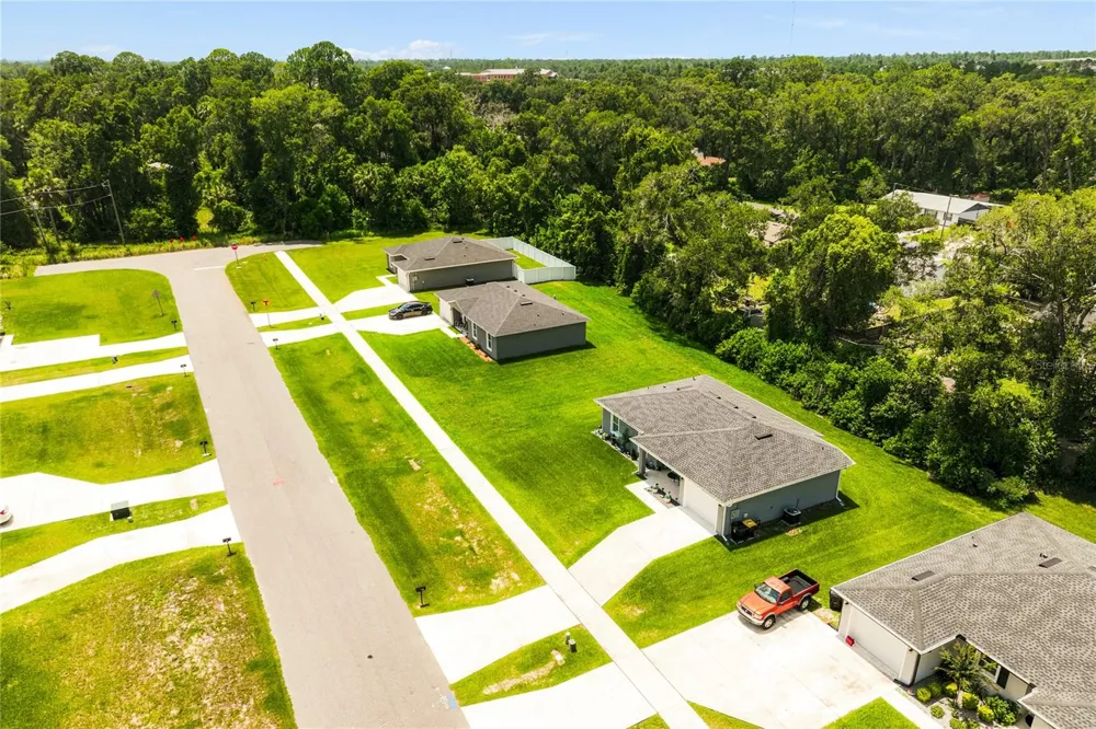 351 W ELM DRIVE Orange City, FL 32763