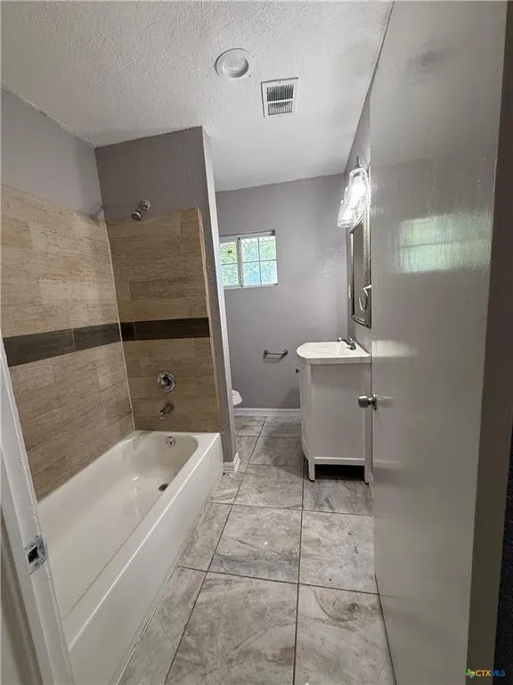 302 Smith Street Gonzales, TX 78629
