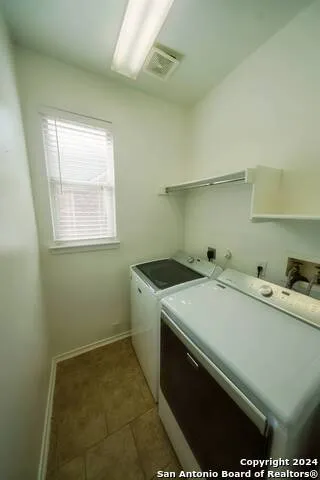 4736 GREEN BLUFF DR Schertz, TX 78154