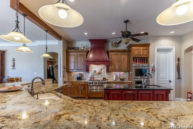 6110 STATE HIGHWAY 173 N Hondo, TX 78861