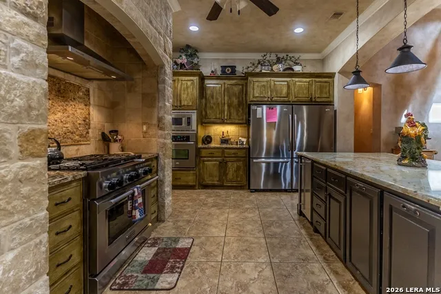 6110 STATE HIGHWAY 173 N Hondo, TX 78861