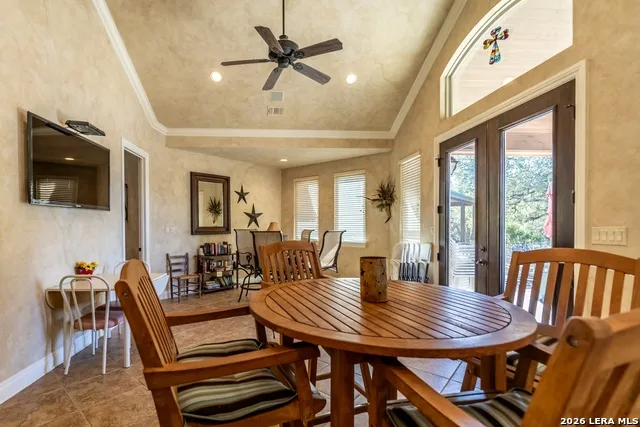 6110 STATE HIGHWAY 173 N Hondo, TX 78861
