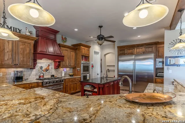 6110 STATE HIGHWAY 173 N Hondo, TX 78861
