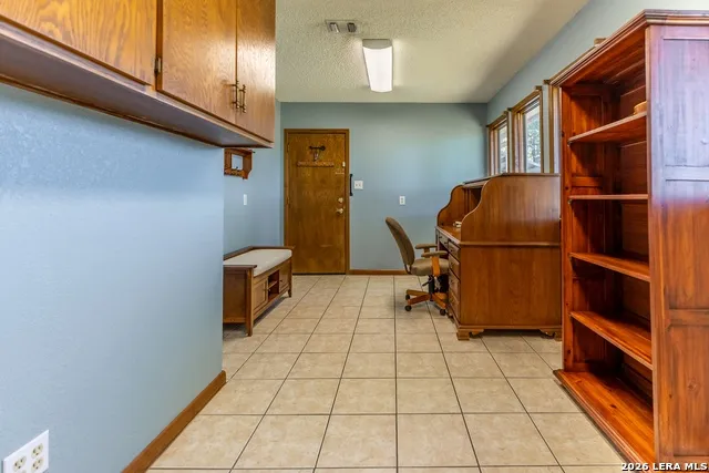 6110 STATE HIGHWAY 173 N Hondo, TX 78861
