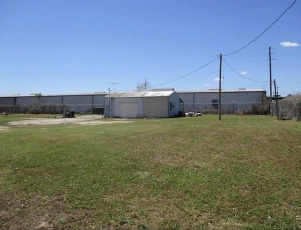 4 County Road 102 Bay City, TX 77414