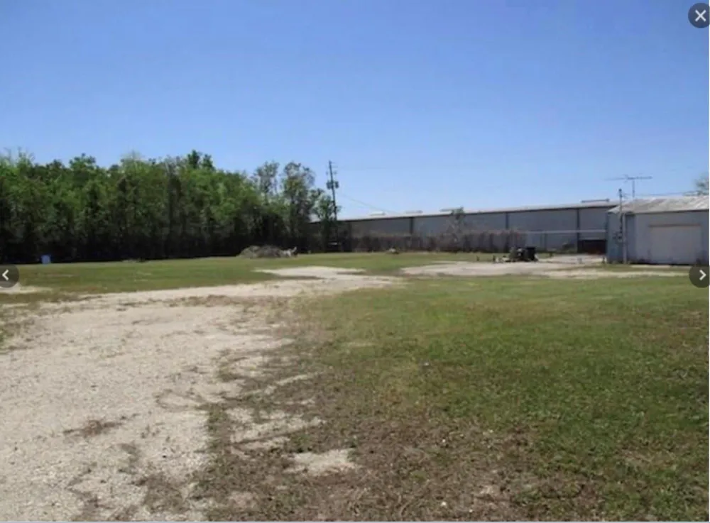 4 County Road 102 Bay City, TX 77414