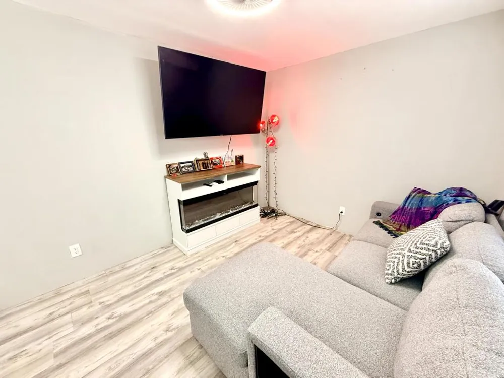 72425 Cactus Drive 29 Palms, CA 92277