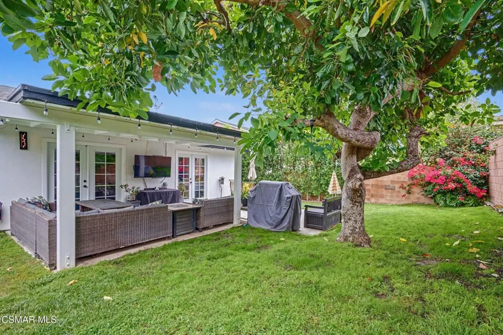2248 Athens Avenue Simi Valley, CA 93065