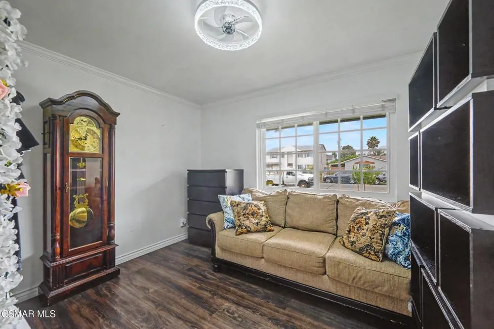 2248 Athens Avenue Simi Valley, CA 93065