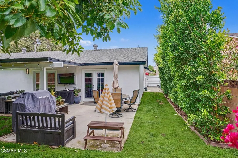 2248 Athens Avenue Simi Valley, CA 93065