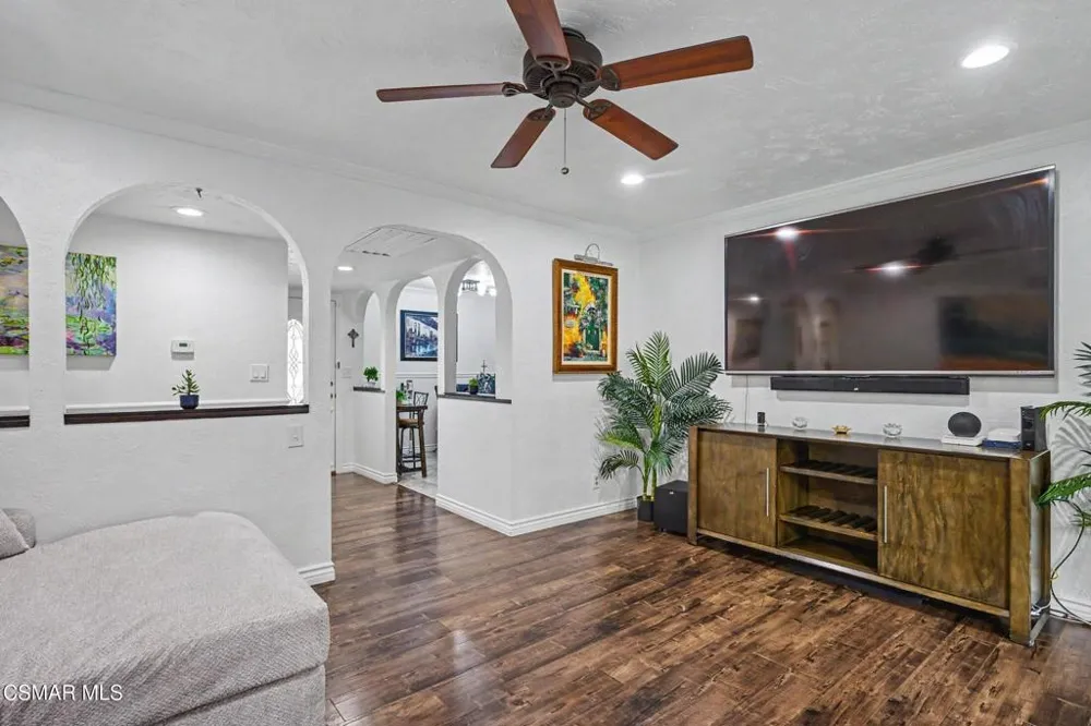 2248 Athens Avenue Simi Valley, CA 93065
