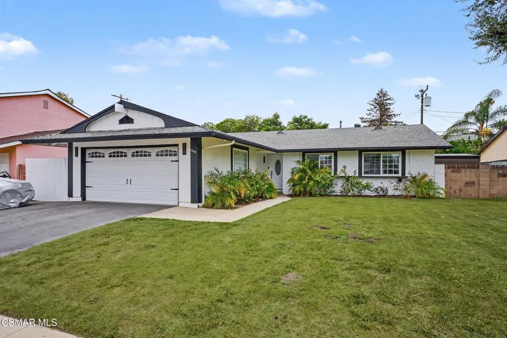 2248 Athens Avenue Simi Valley, CA 93065