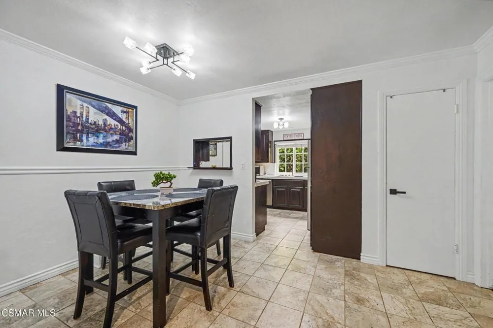 2248 Athens Avenue Simi Valley, CA 93065