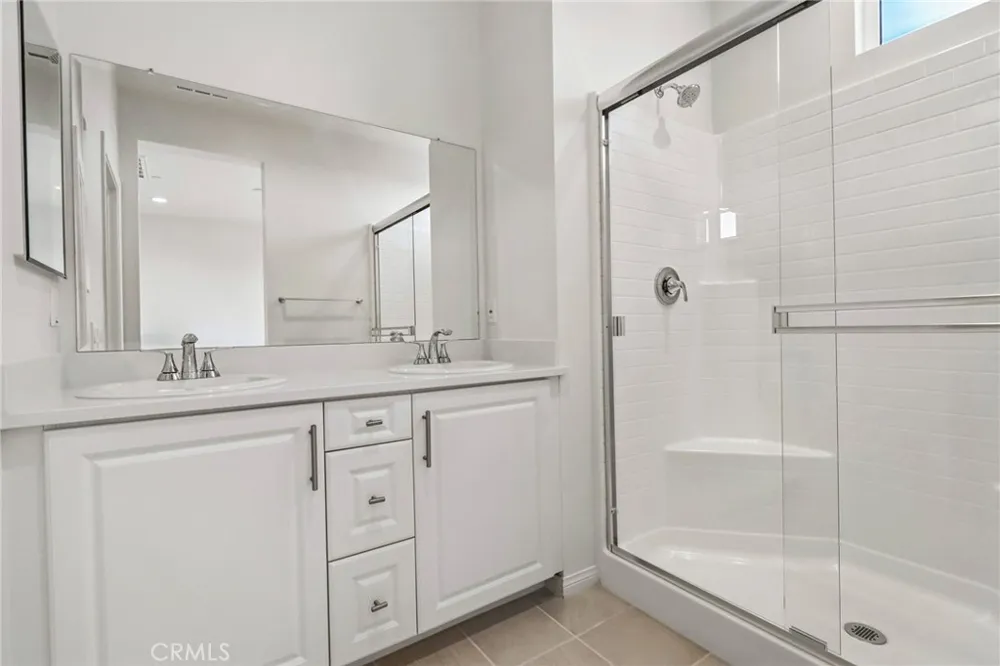 5876 Linden Ave Avenue #7 Long Beach, CA 90805