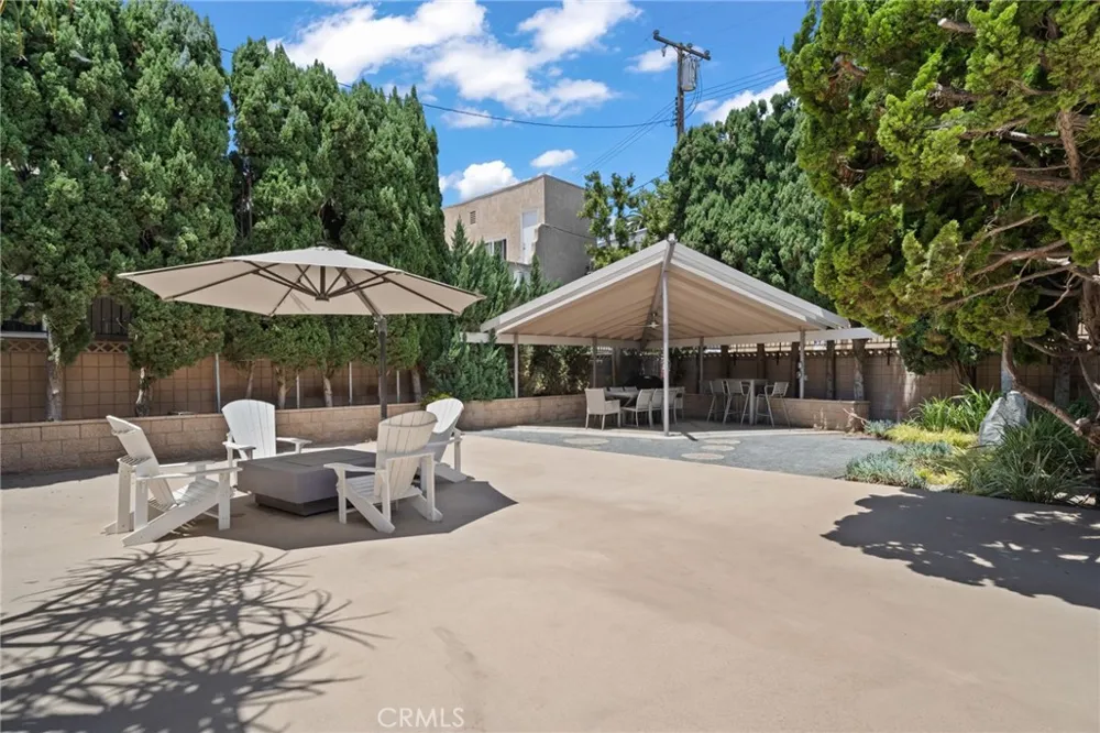 3819 East Livingston Drive #9 Long Beach, CA 90803