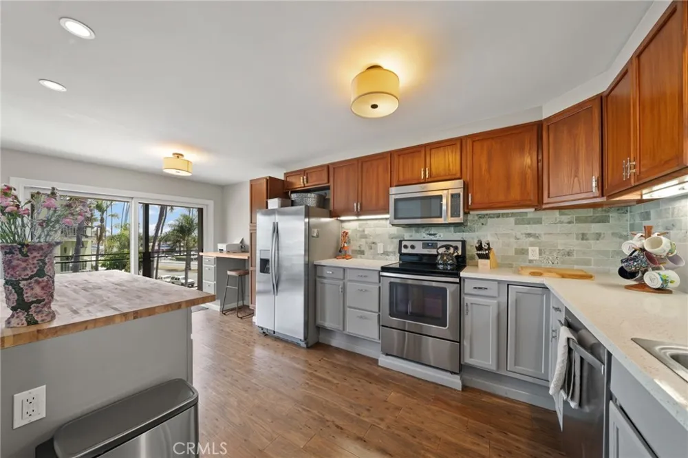 3819 East Livingston Drive #9 Long Beach, CA 90803