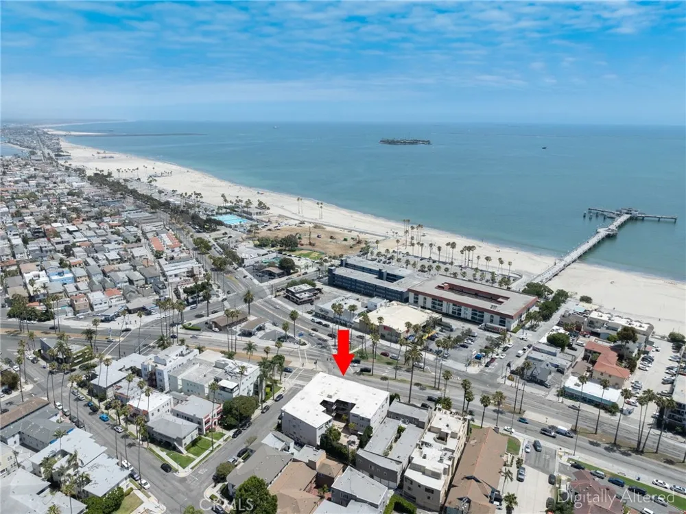 3819 East Livingston Drive #9 Long Beach, CA 90803