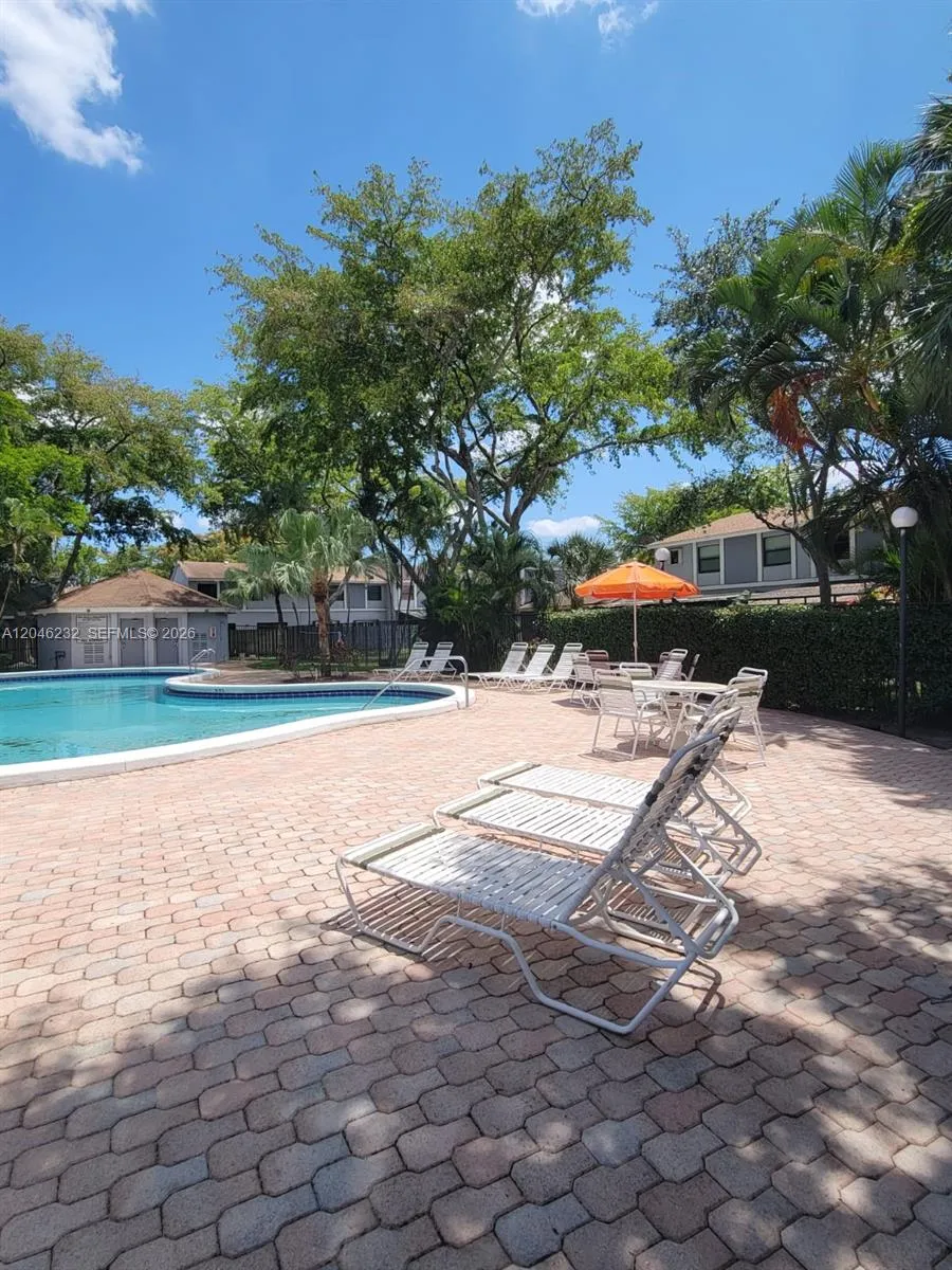 7954 NW 41st Ct Sunrise, FL 33351