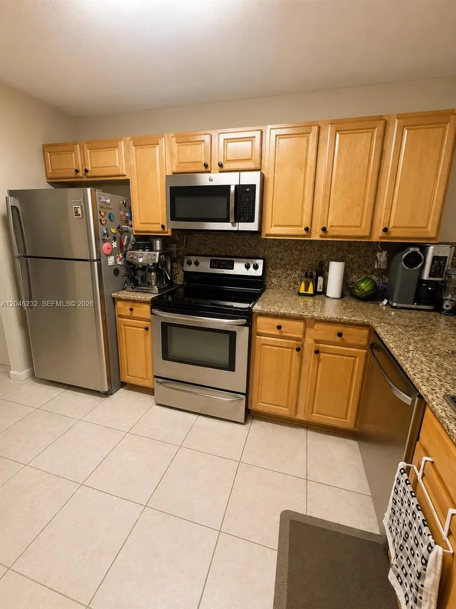 7954 NW 41st Ct Sunrise, FL 33351