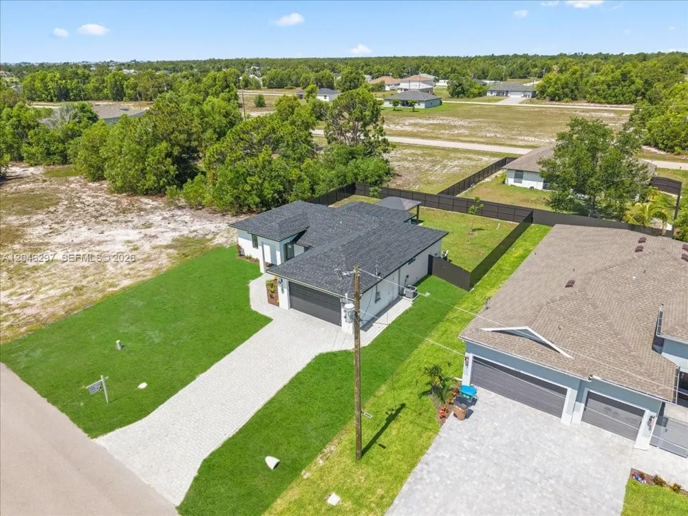 4536 NW 35 Place Cape Coral, FL 33993