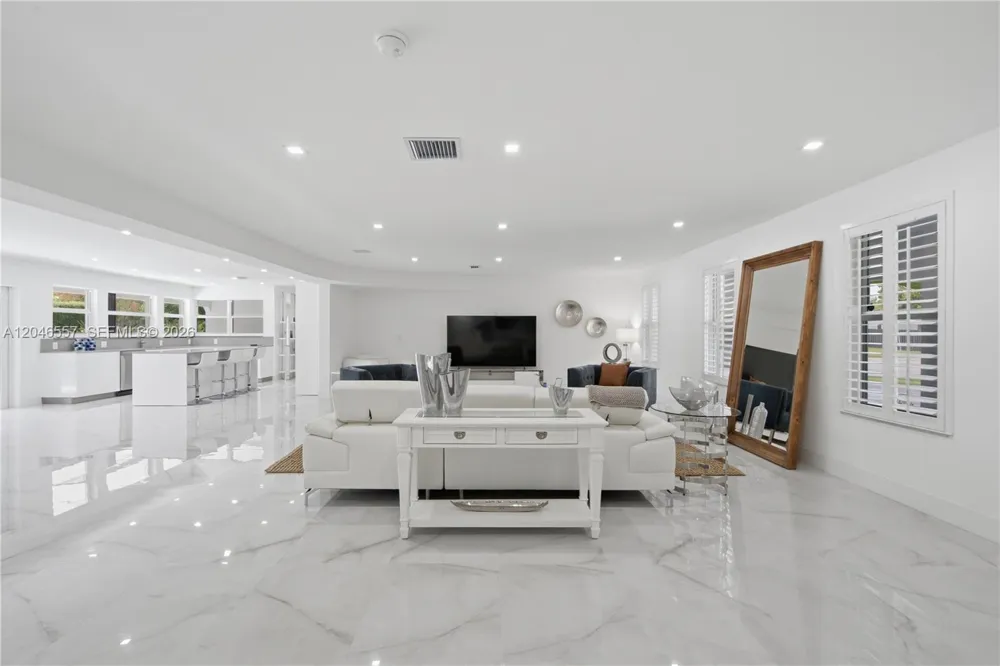 14675 SW 78th Ave Palmetto Bay, FL 33158