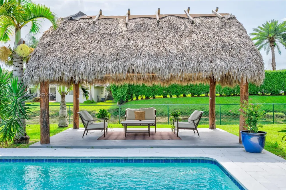 14675 SW 78th Ave Palmetto Bay, FL 33158