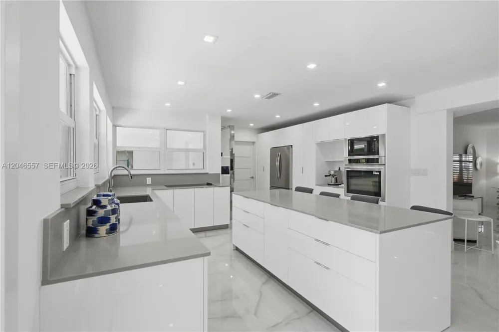 14675 SW 78th Ave Palmetto Bay, FL 33158