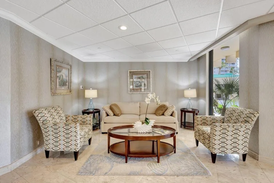 2800 Ocean Drive #A5b Riviera Beach, FL 33404