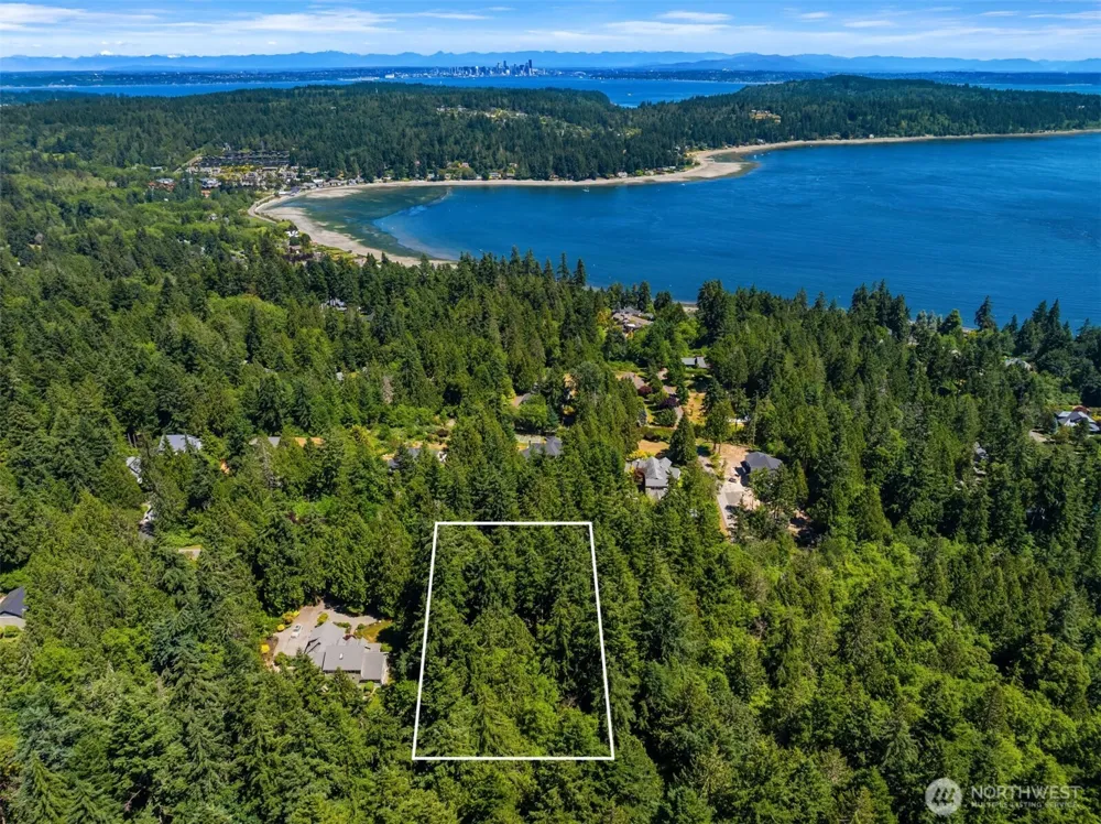 0 El Cimo Lane NE Bainbridge Island, WA 98110