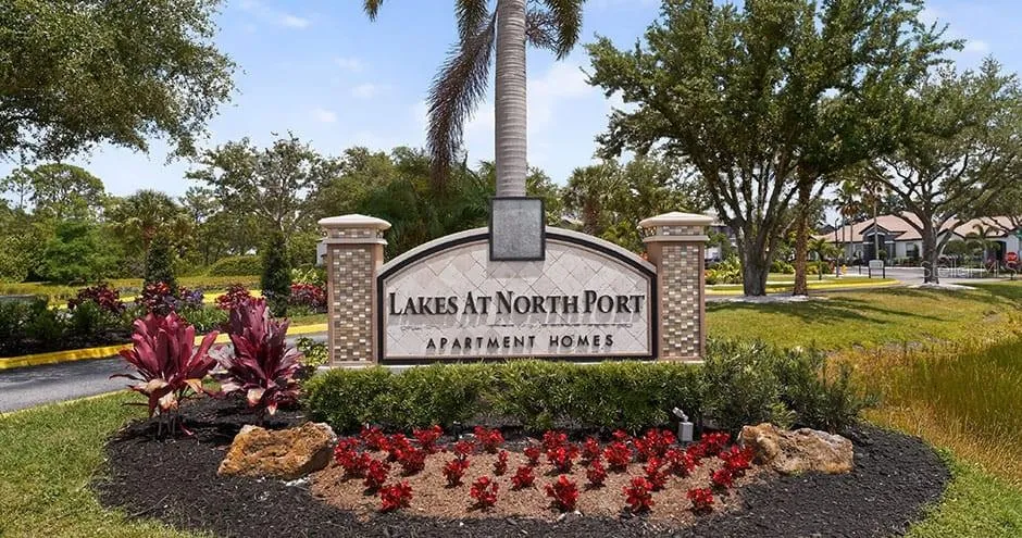 1015 OHANA WAY North Port, FL 34289