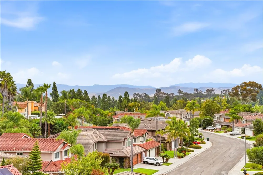 29 Fleurance Street Laguna Niguel, CA 92677