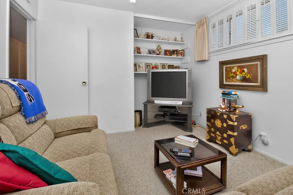 2028 Cortez Needles, CA 92363