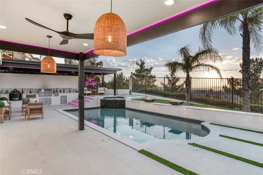 17743 Wren Drive Canyon Country, CA 91387