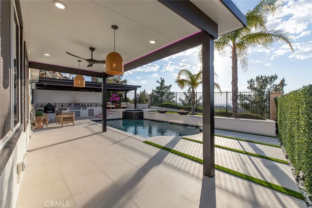 17743 Wren Drive Canyon Country, CA 91387