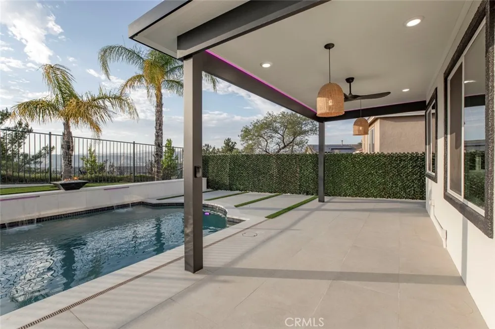 17743 Wren Drive Canyon Country, CA 91387