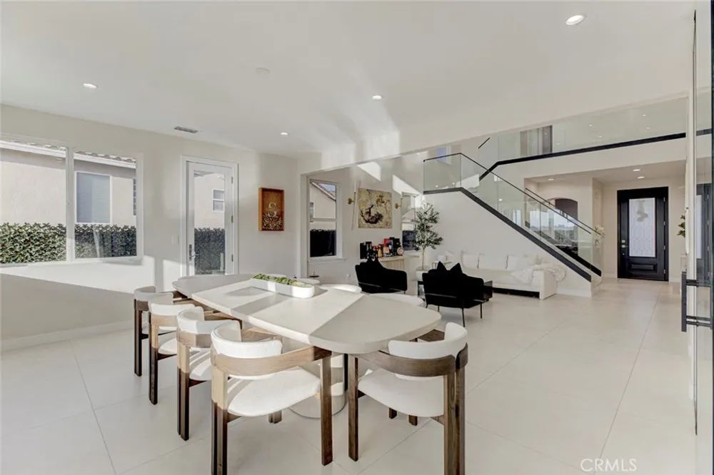 17743 Wren Drive Canyon Country, CA 91387