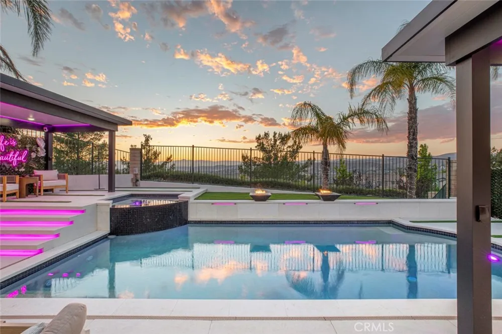 17743 Wren Drive Canyon Country, CA 91387