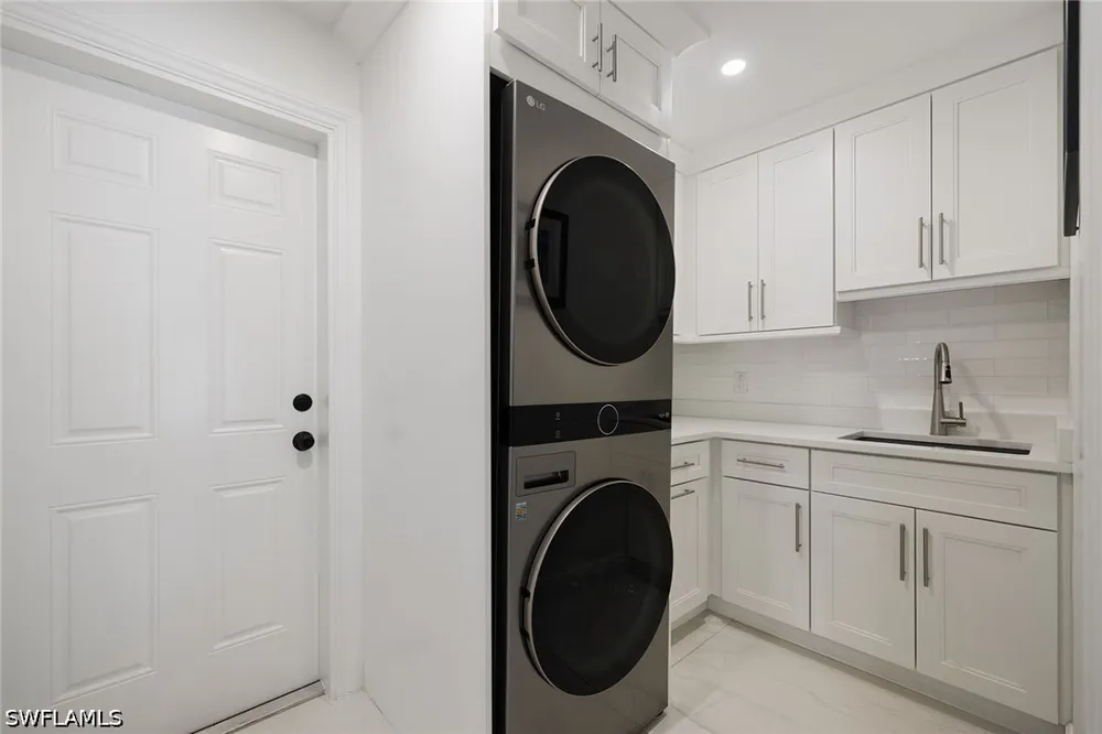 Highgate Drive Bonita Springs, FL 34135
