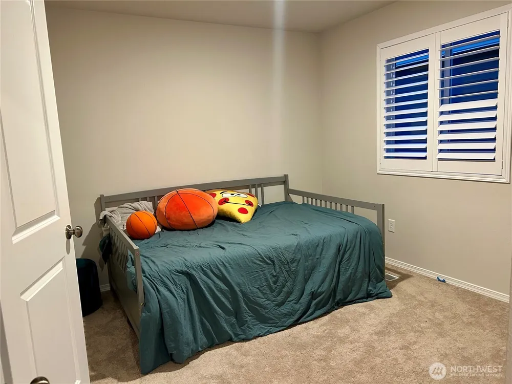 1275 Etna Place SE Port Orchard, WA 98366