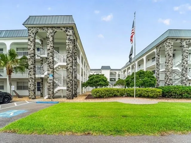 4801 AIRPORT ROAD #119 Zephyrhills, FL 33542