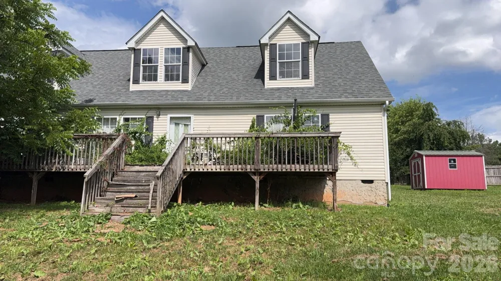 19 Honey Skipper Lane Candler, NC 28715
