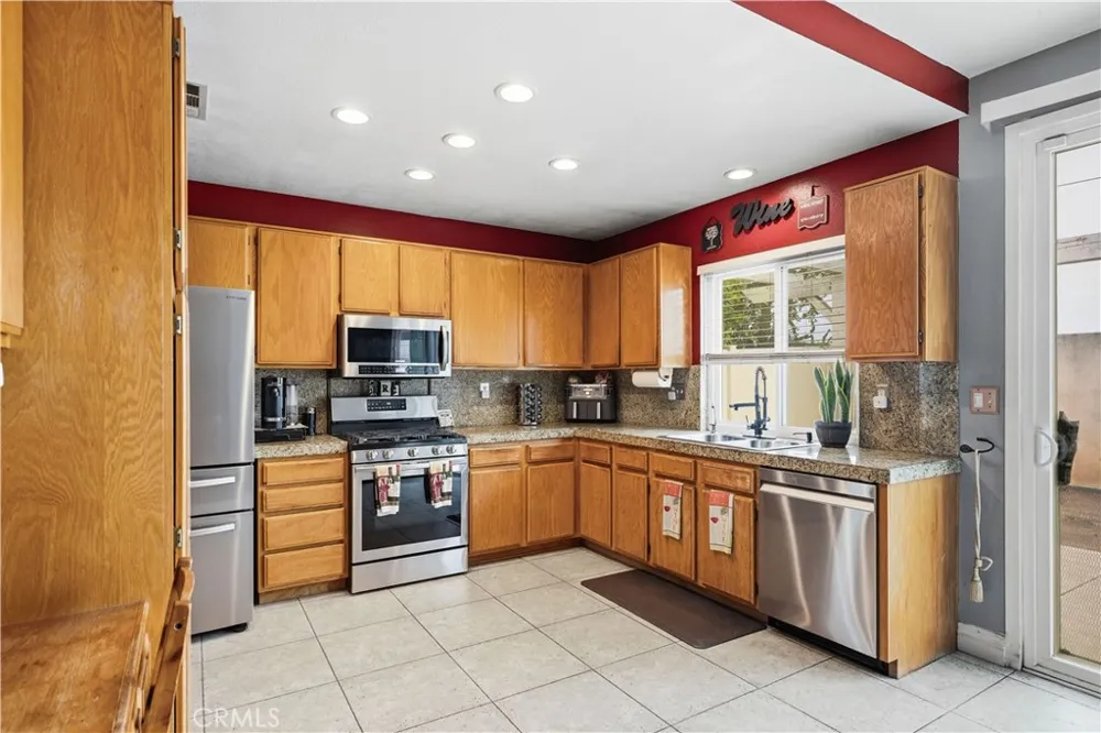 16861 Via Lunado Moreno Valley, CA 92551