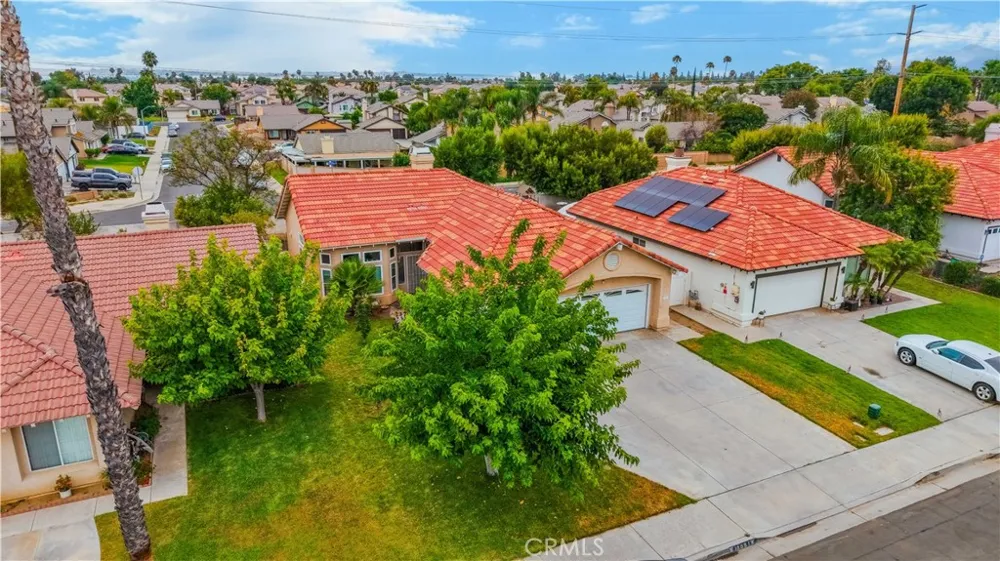 16861 Via Lunado Moreno Valley, CA 92551