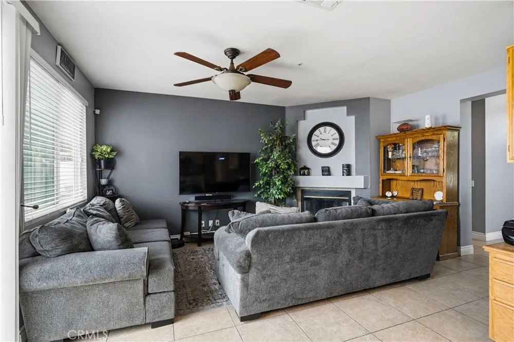 16861 Via Lunado Moreno Valley, CA 92551
