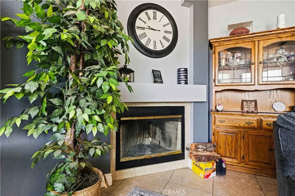16861 Via Lunado Moreno Valley, CA 92551